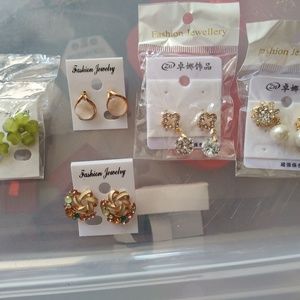 BRAND NEW EARRINGS FASHION/COSTUME JEWELRY